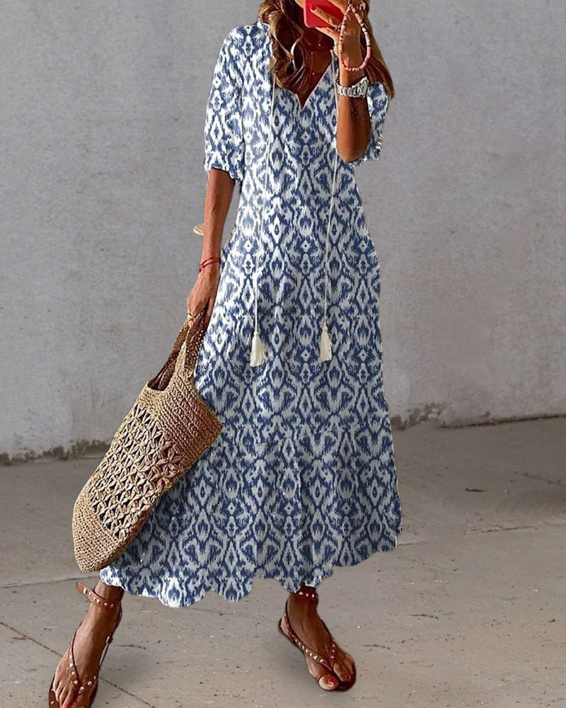Well Tailored Dress with a Graceful Silhouette
