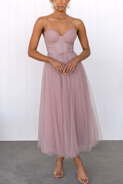 Gracefully Styled Dress for Any Occasion