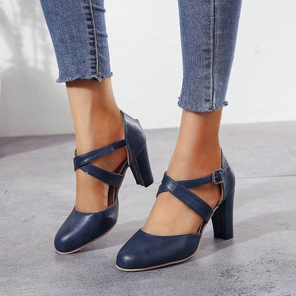 Chic Orthopedic Sandals with Unique Design