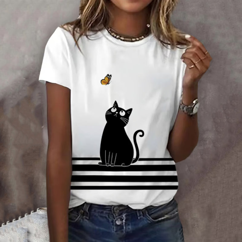 Effortlessly Elegant T-Shirt with a Timeless Design