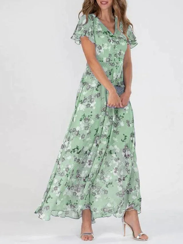 Classic Vintage Dress with a Flattering Fit
