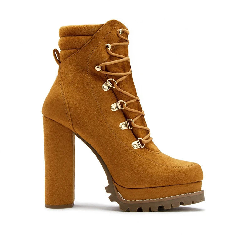 Graceful Orthopedic Boots for Modern Look