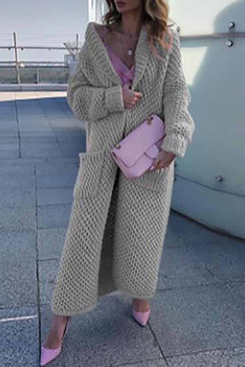 Effortlessly Elegant Cardigan with a Timeless Design
