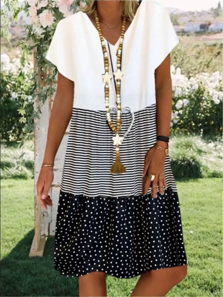 Classic Vintage Dress with a Flattering Fit