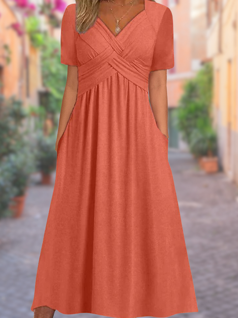 Beautifully Finished Dress in a Timeless Design