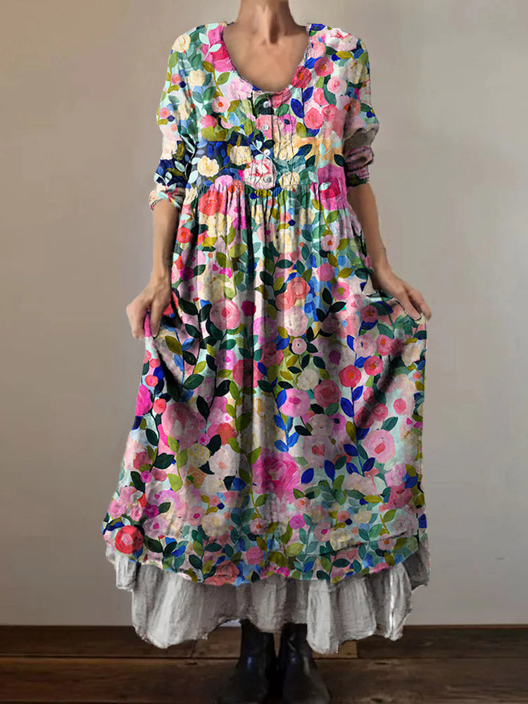 Beautifully Finished Dress in a Timeless Design