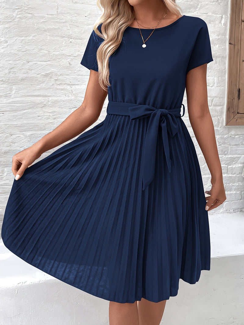 Finely Styled Dress with a Classic Vintage Look