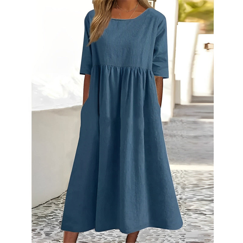 Classic Vintage Dress with a Flattering Fit
