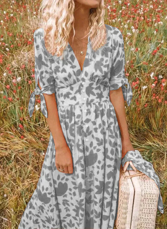 Casually Elegant Dress with a Refined Edge