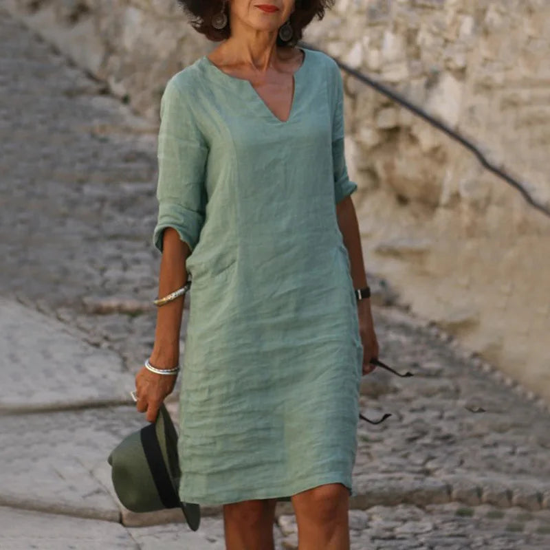 Beautifully Crafted Dress in a Classic Style