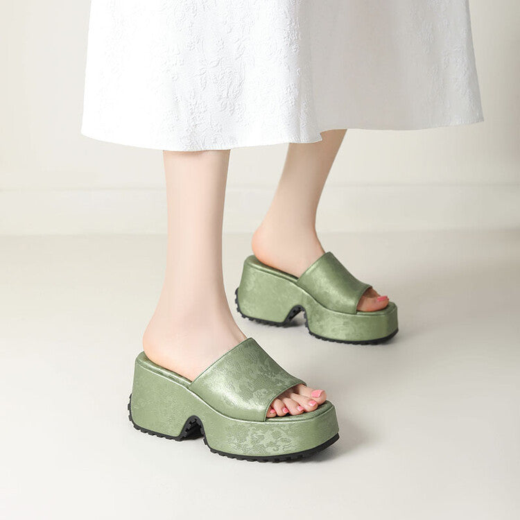 Beautifully Crafted Orthopedic Sandals