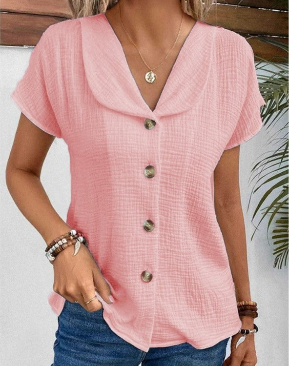 Effortlessly Elegant Blouse with a Timeless Design