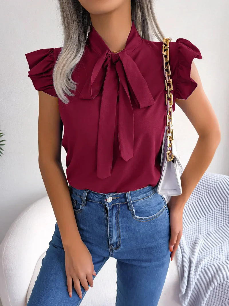 Effortlessly Elegant Shirt with a Timeless Design