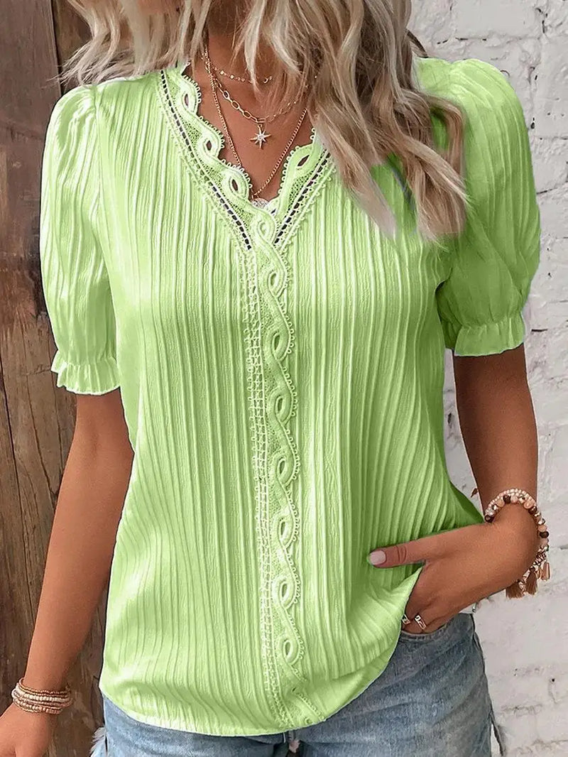 Sophisticated Shirt with a Clean Classic Look