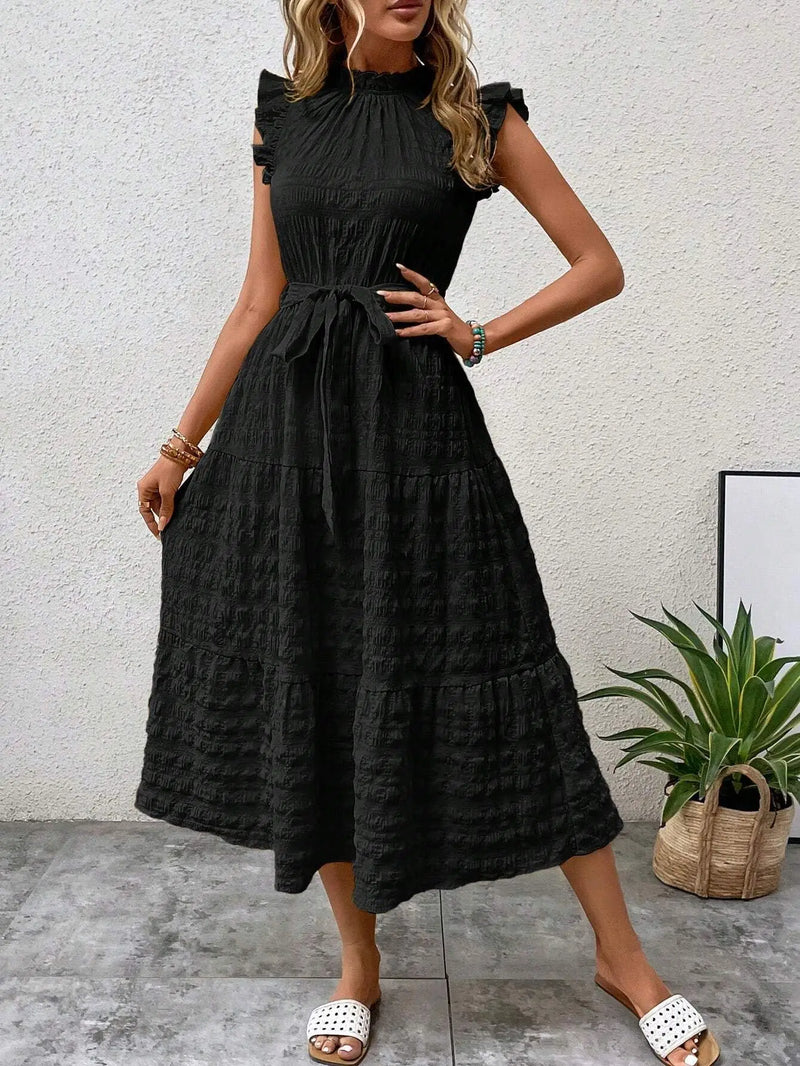 Effortlessly Elegant Dress with a Timeless Design