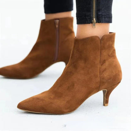 Graceful Orthopedic Boots for Modern Look