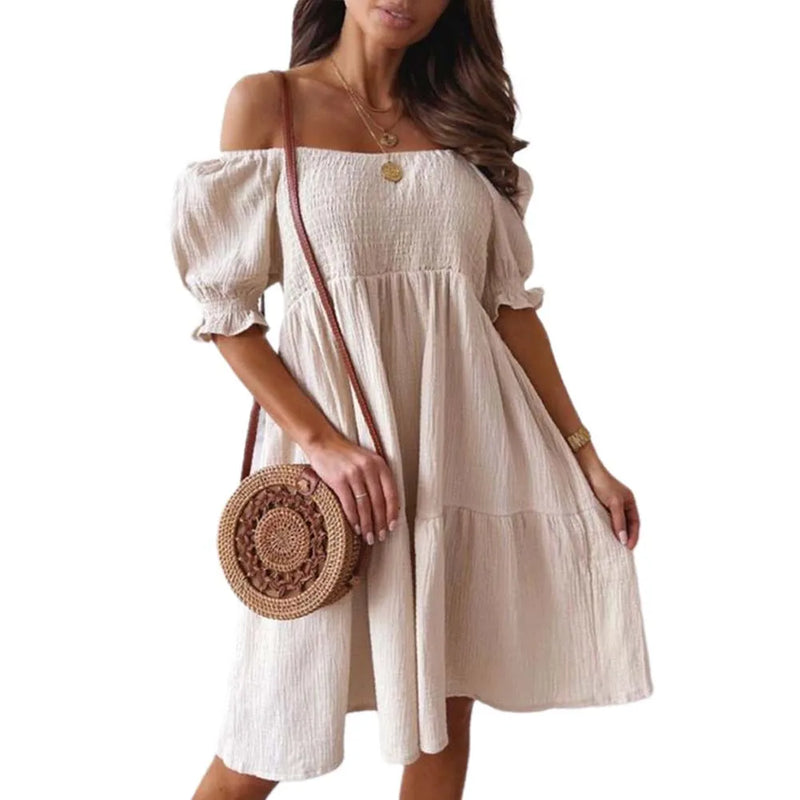 Classic Vintage Dress with a Flattering Fit