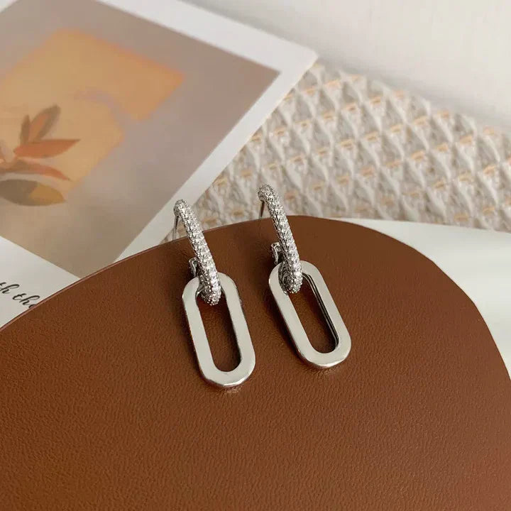 Olivia | Dangling Earrings