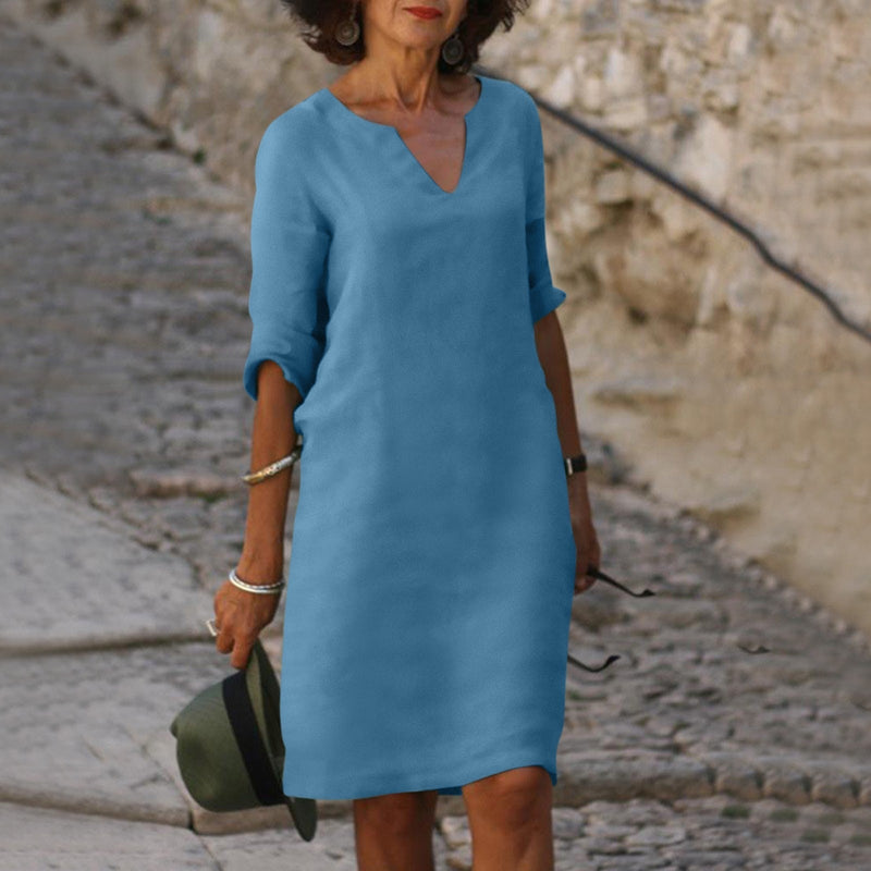 Well Tailored Dress with a Graceful Silhouette
