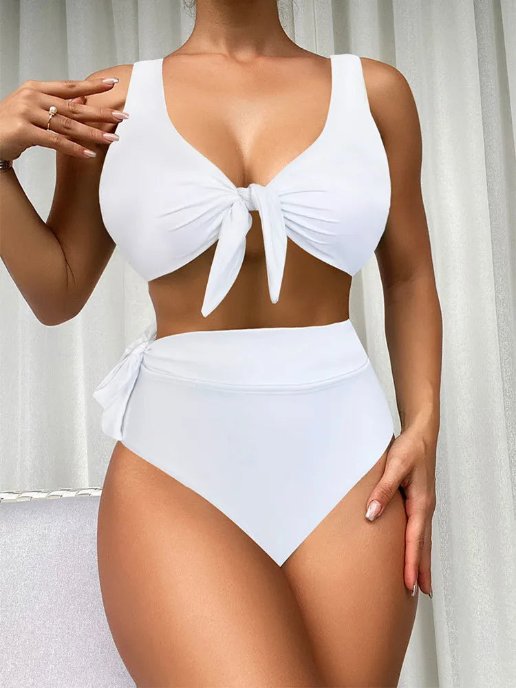 Sophisticated Garment with a Clean Classic Look