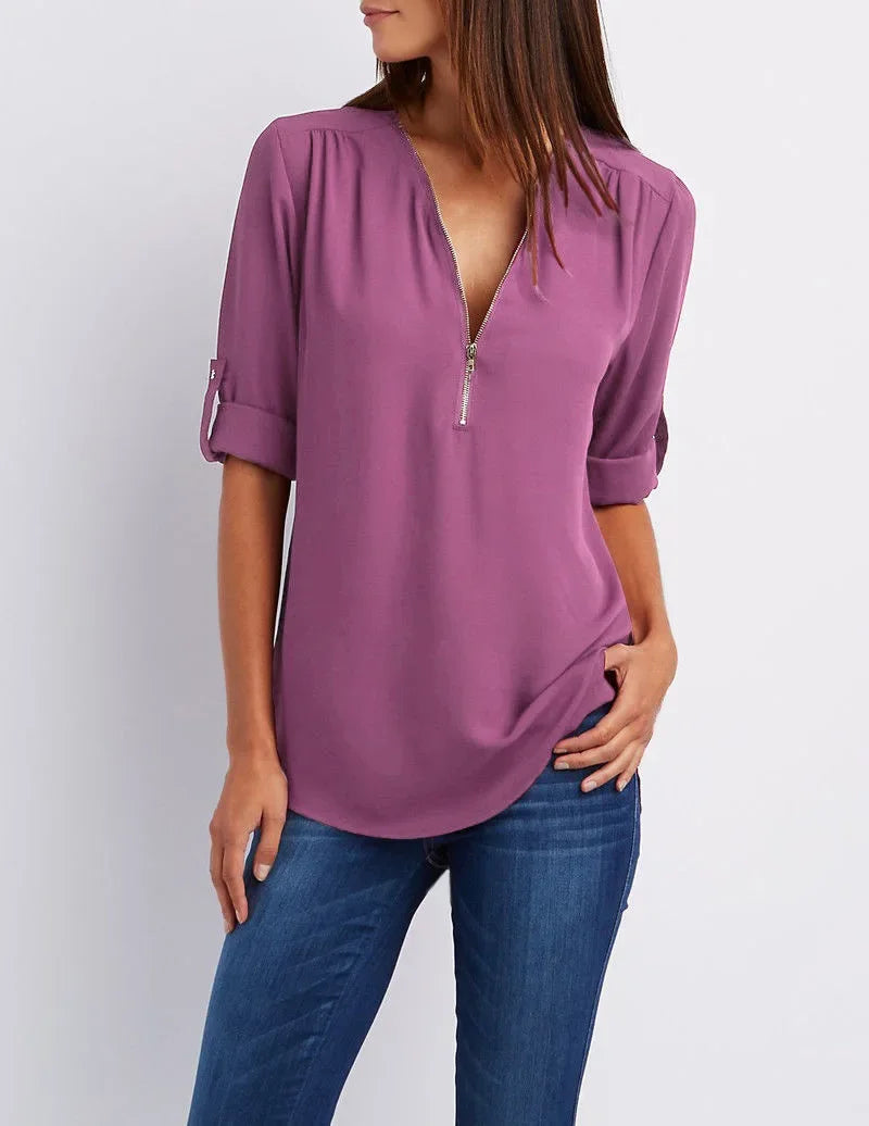 Casually Elegant Shirt with a Refined Edge