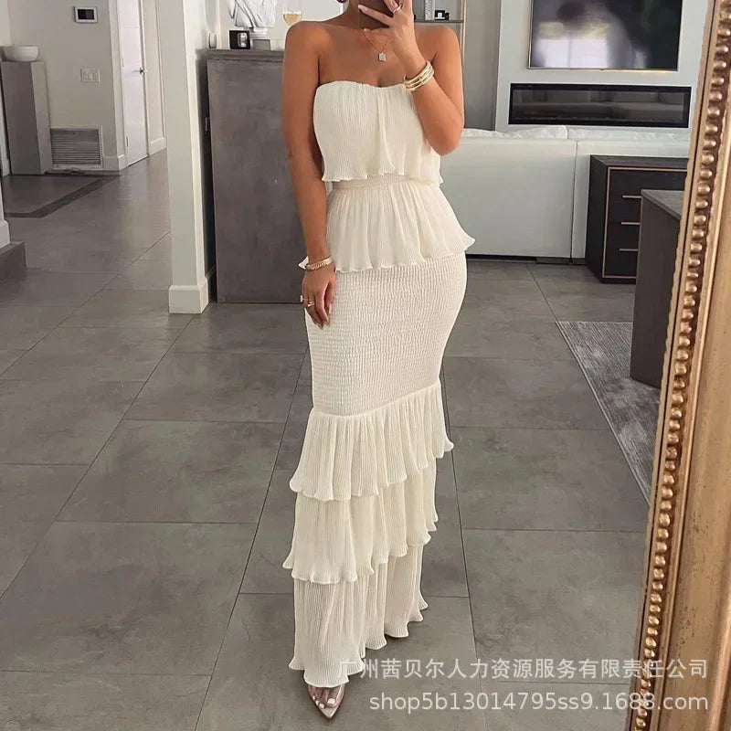 A Vintage Style Dress with Delicate Timeless Details