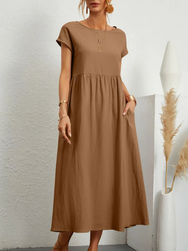 Gracefully Styled Dress for Any Occasion