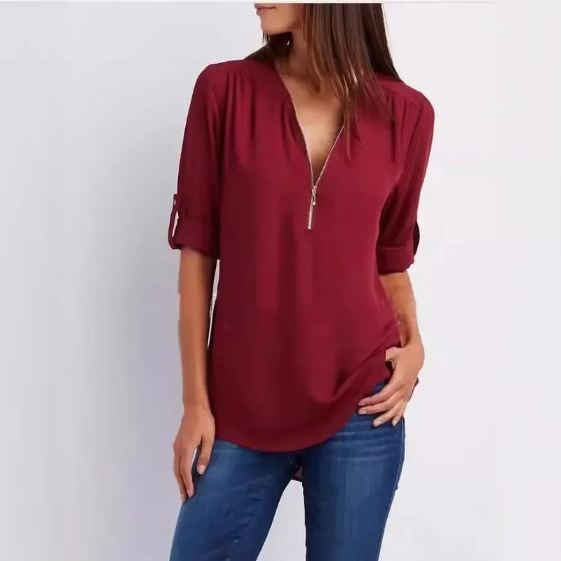 Casually Elegant Shirt with a Refined Edge
