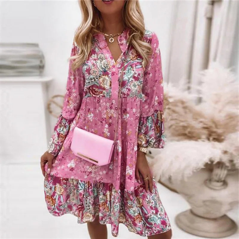 Beautifully Finished Dress in a Timeless Design