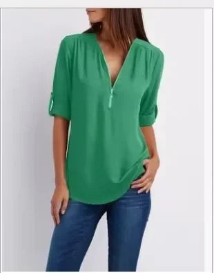 Casually Elegant Shirt with a Refined Edge