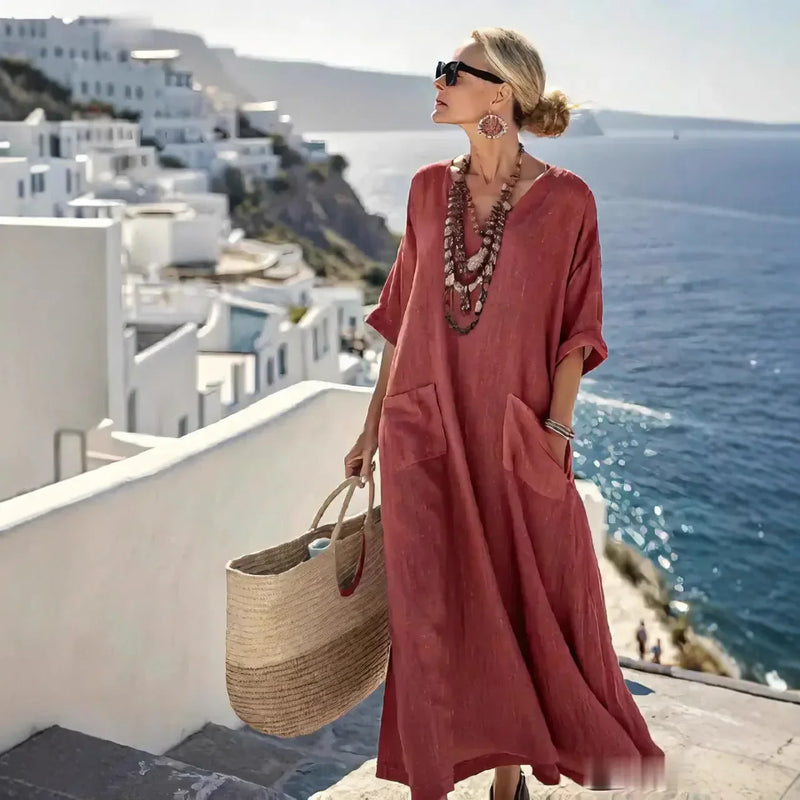 Beautifully Finished Dress in a Timeless Design
