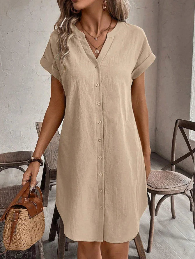 Effortlessly Elegant Dress with a Timeless Design