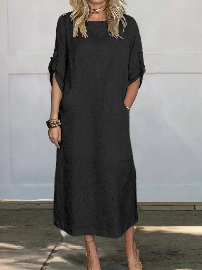 Effortlessly Elegant Dress with a Timeless Design