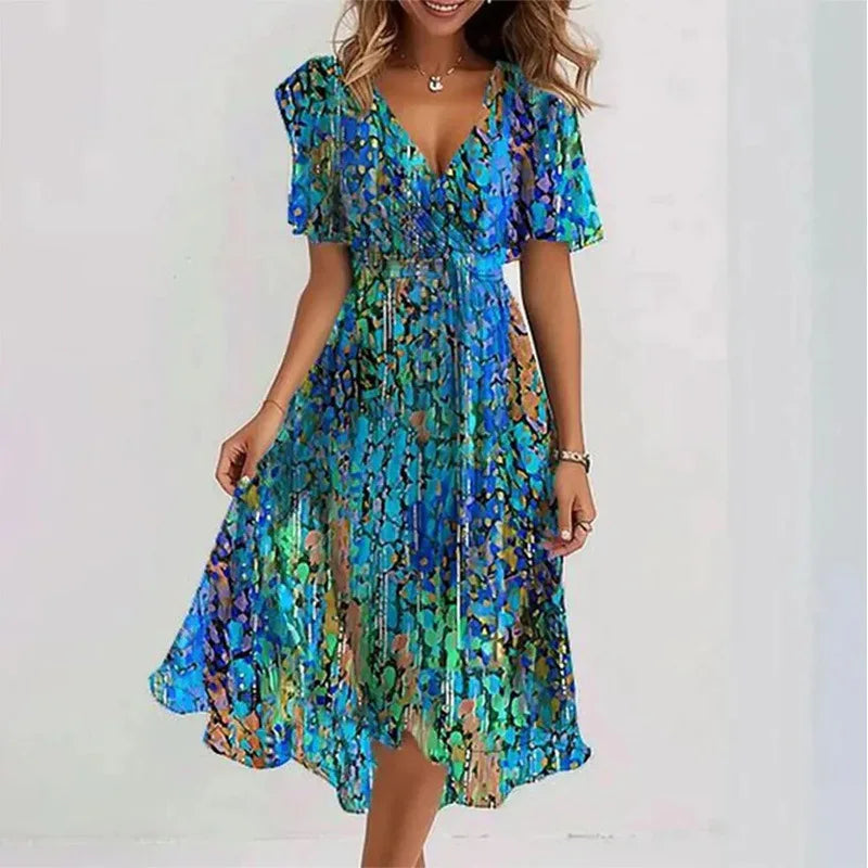 Finely Styled Dress with a Classic Vintage Look