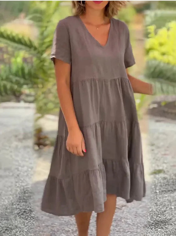 Sophisticated Dress with a Clean Classic Look