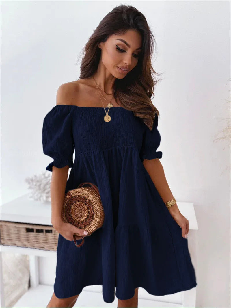 Classic Vintage Dress with a Flattering Fit