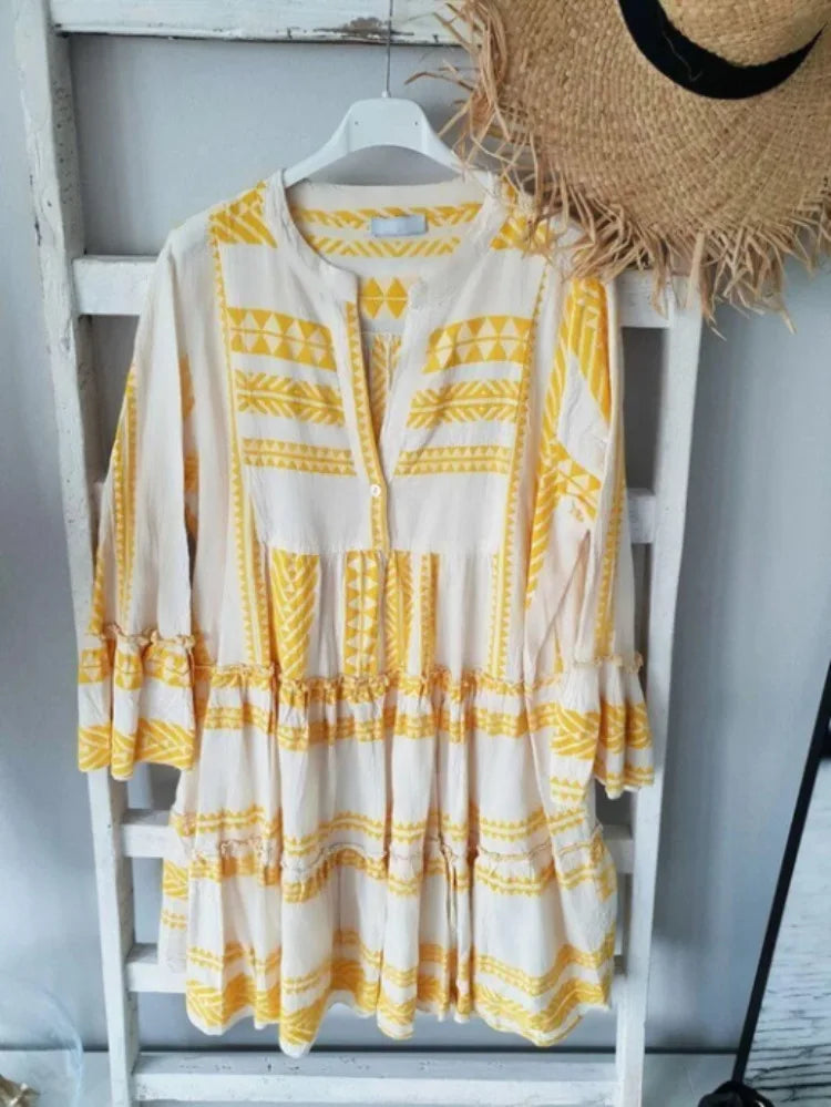 Classic Vintage & Enduringly Stylish Dress