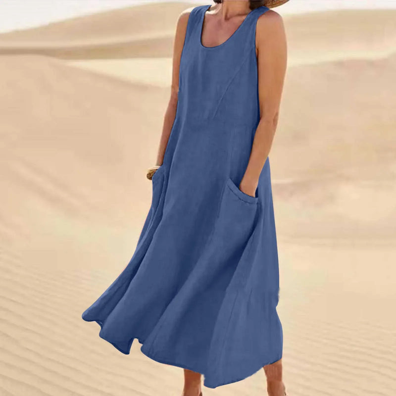 Classic Vintage Dress with a Flattering Fit