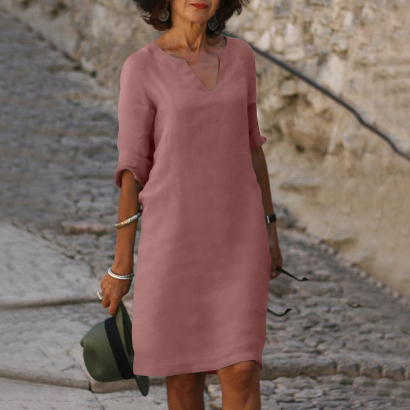 Well Tailored Dress with a Graceful Silhouette