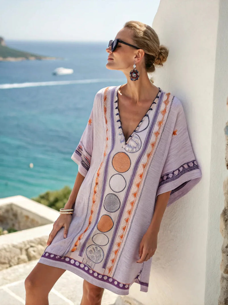 Effortlessly Elegant Dress with a Timeless Design