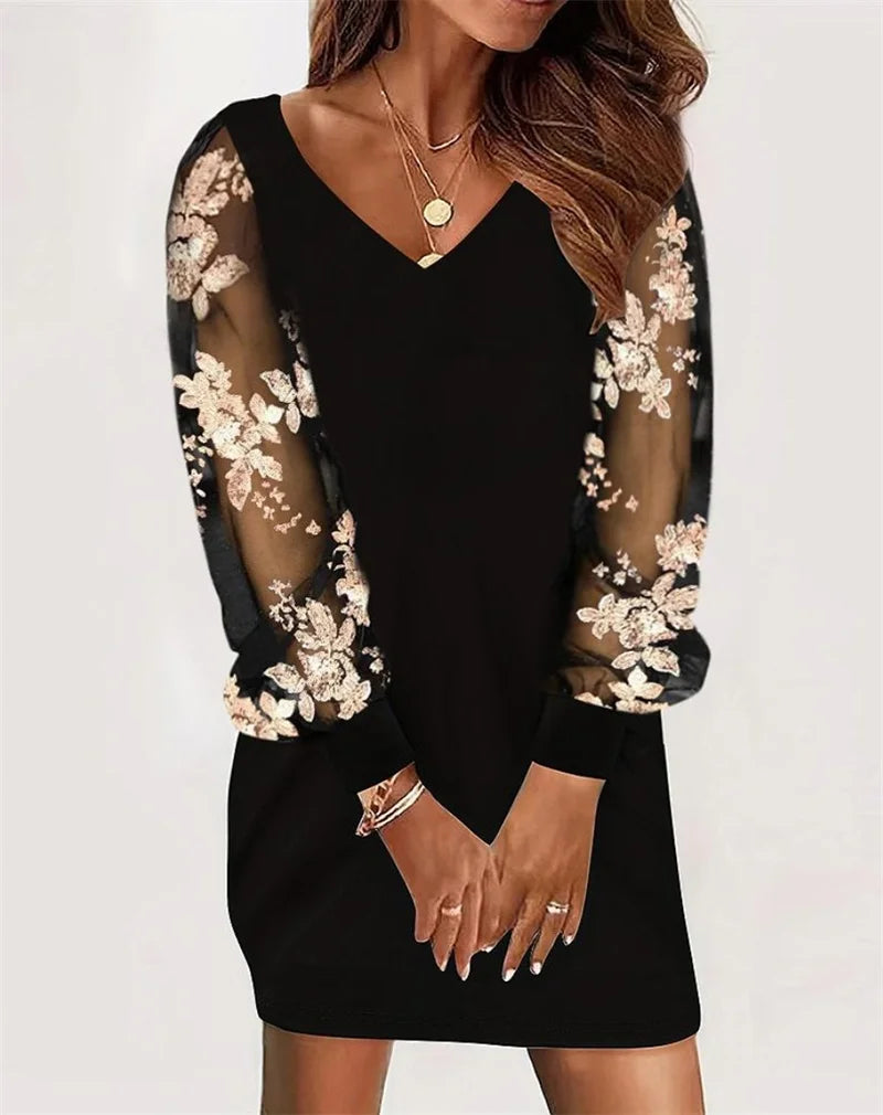 Classic Vintage Dress with a Flattering Fit
