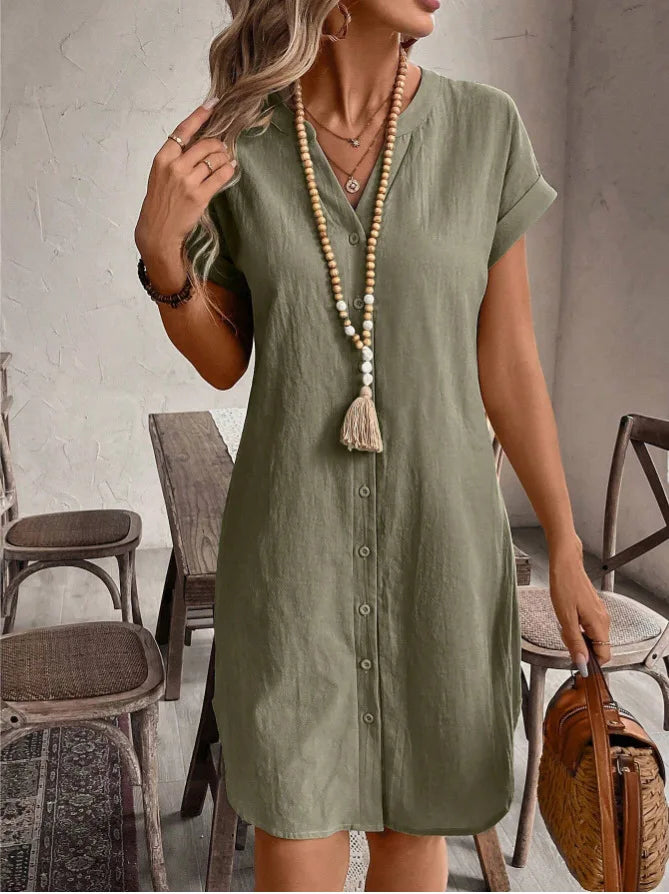 Well Tailored Dress with a Graceful Silhouette