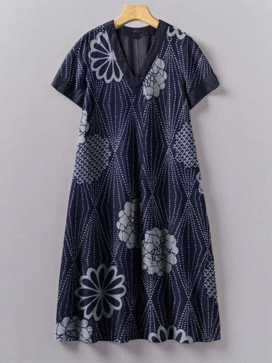 Vintage Japanese Traditional Sashiko Floral Art Pattern Painting V-Nec