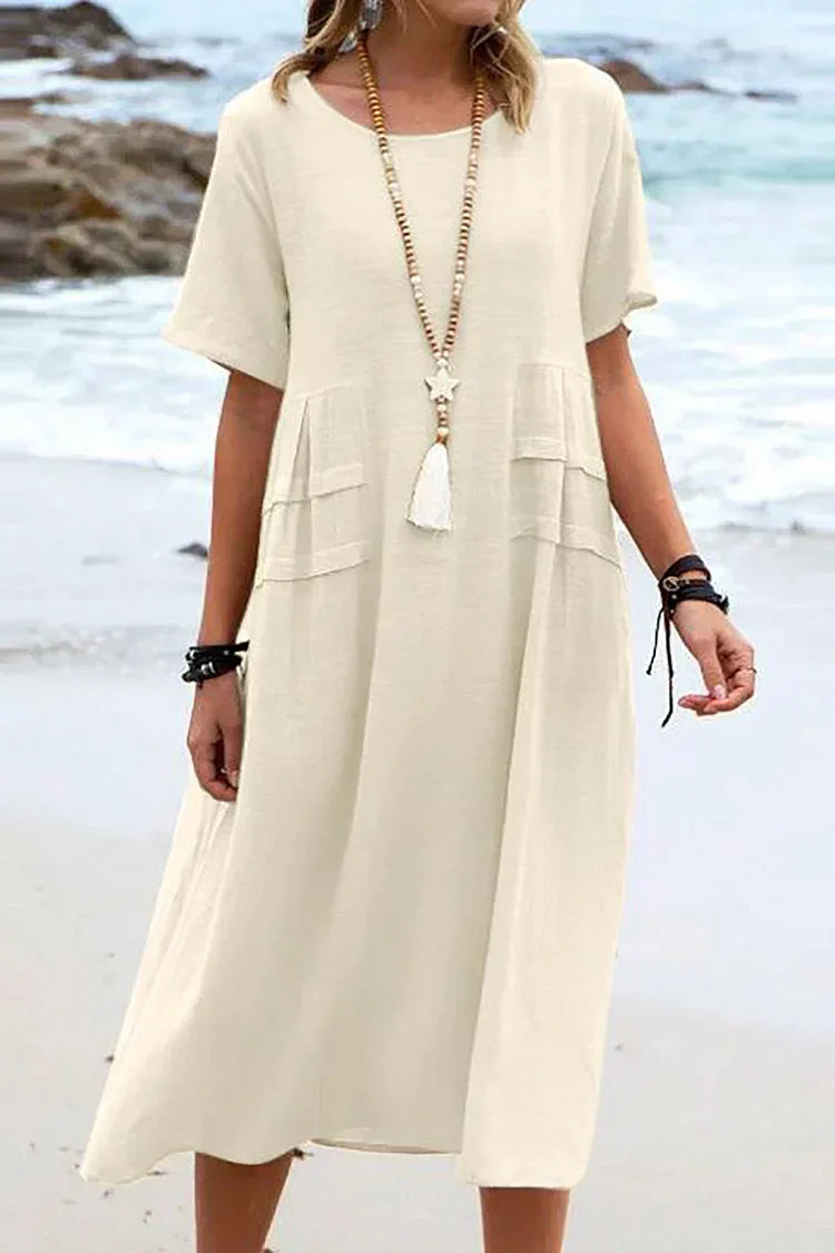 Beautifully Finished Dress in a Timeless Design