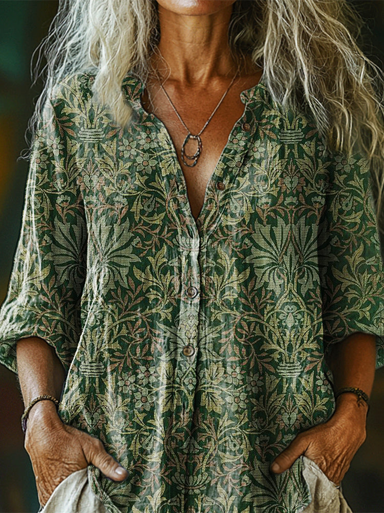 Classic Vintage Shirt with a Flattering Fit