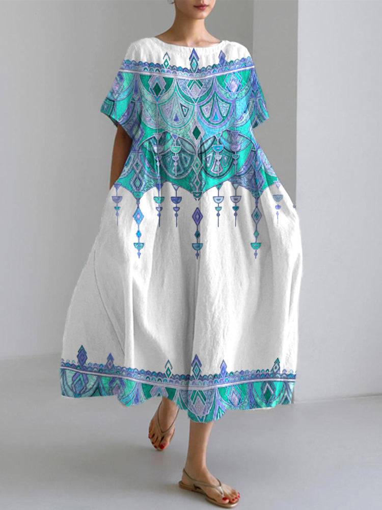 Classic Vintage Dress with a Flattering Fit