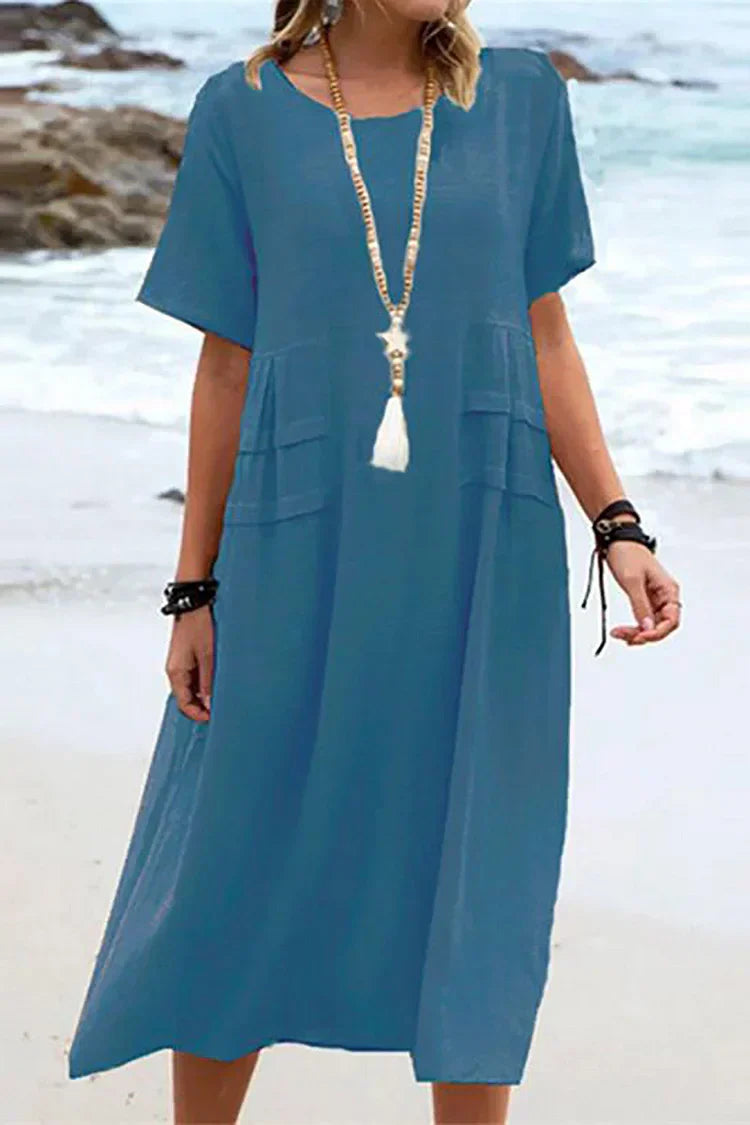Beautifully Finished Dress in a Timeless Design