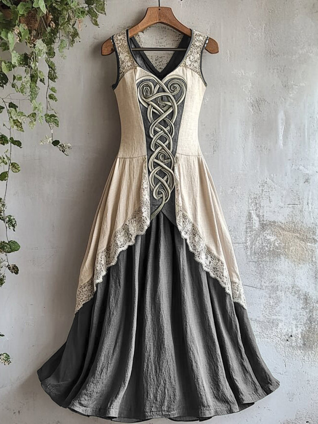 Classic Vintage & Enduringly Stylish Dress