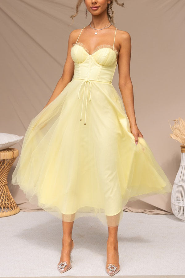 Gracefully Styled Dress for Any Occasion
