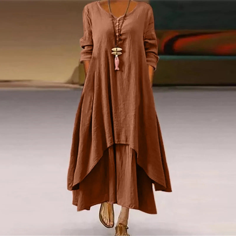 Beautifully Finished Dress in a Timeless Design